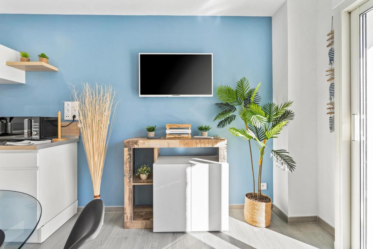Apartamento Welcs -013- Con Terraza Y Piscina Leilighet Empuriabrava Eksteriør bilde