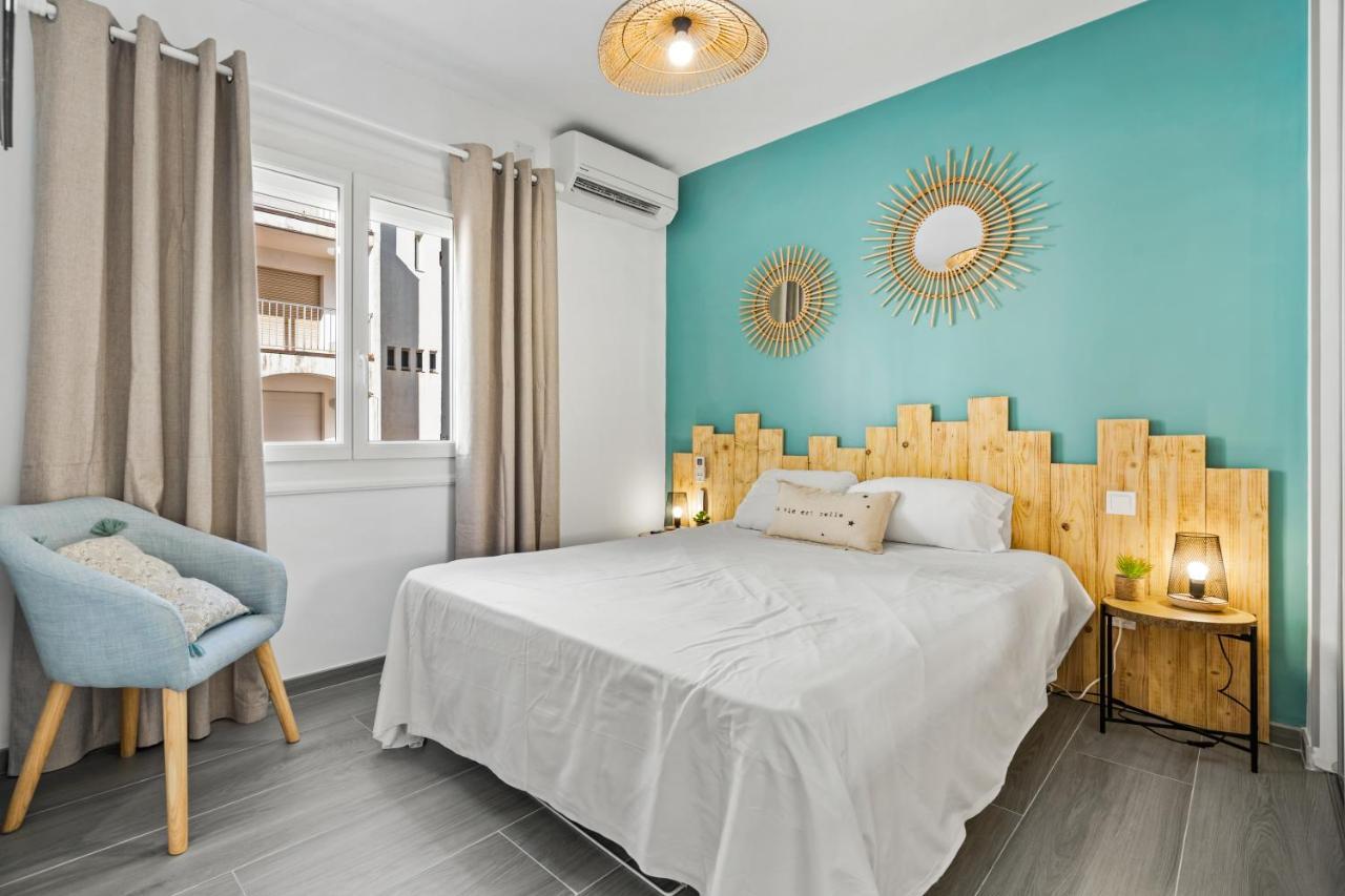 Apartamento Welcs -013- Con Terraza Y Piscina Leilighet Empuriabrava Eksteriør bilde