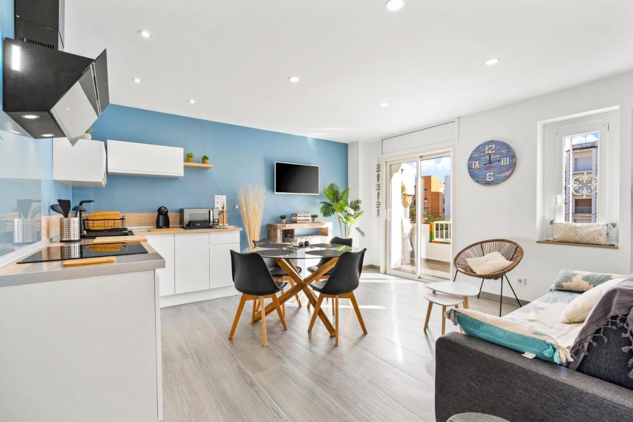 Apartamento Welcs -013- Con Terraza Y Piscina Leilighet Empuriabrava Eksteriør bilde